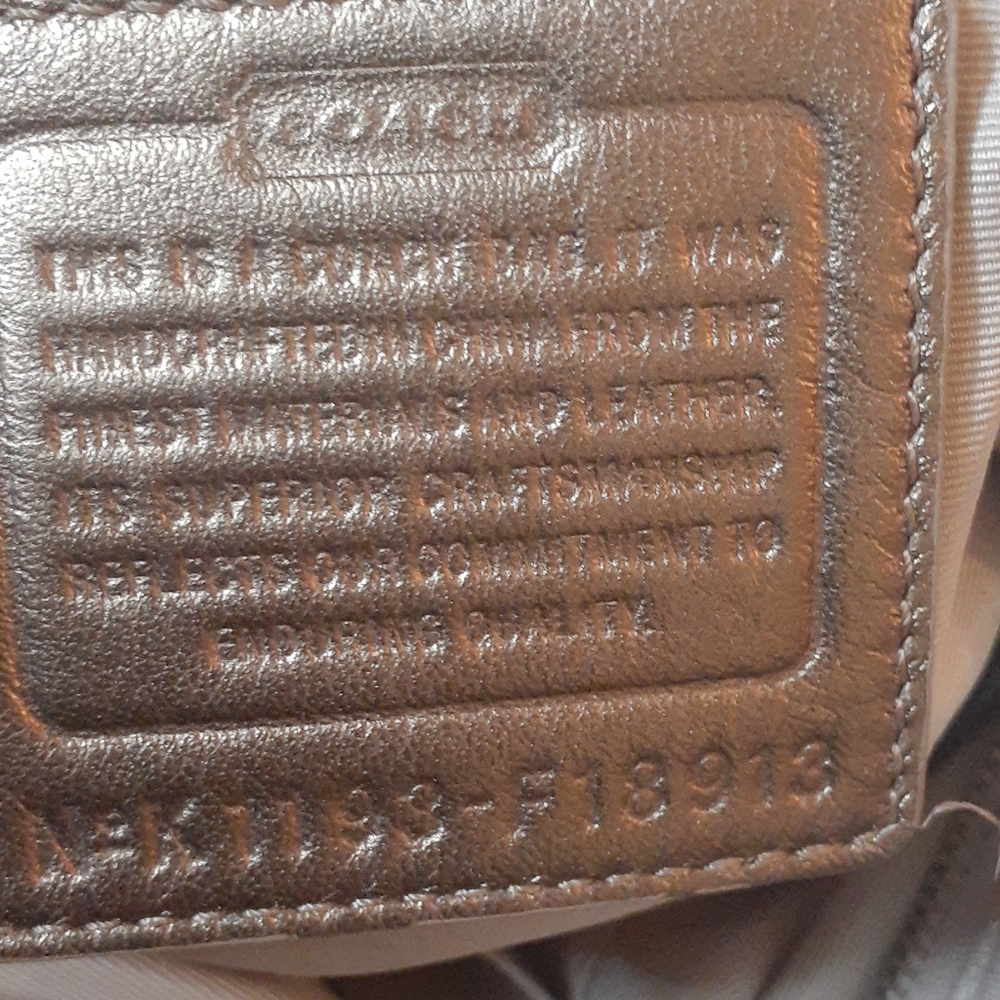 Purse - Picture 2 of 3